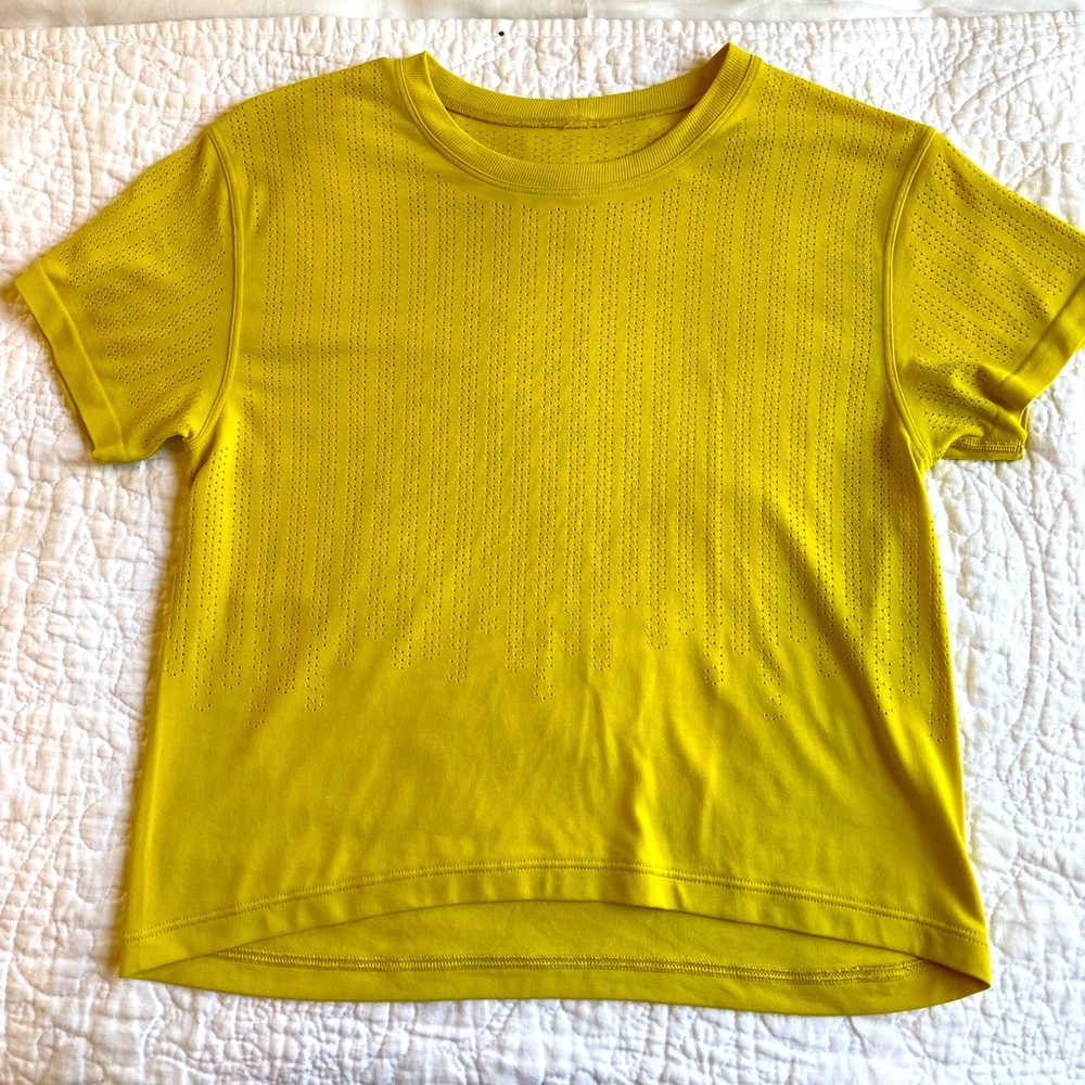 lululemon athletica Short Sleeve Perforated Tee in Bright Yellow